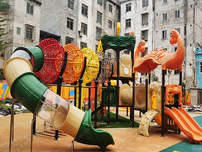 廣(guang)西貴港平南(nan)大(da)安(an)鎮維(wei)果幼兒園動(dòng)物(wù)世界